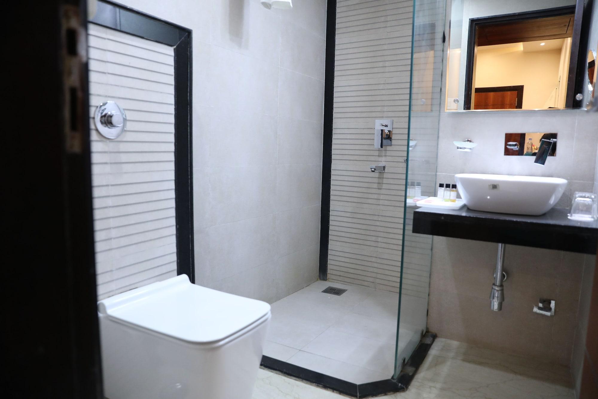 Hotel Tridev Varanasi Exterior photo